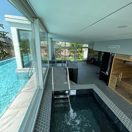 Villa Bauhaus Dream Deluxe T Siófok Exterior foto
