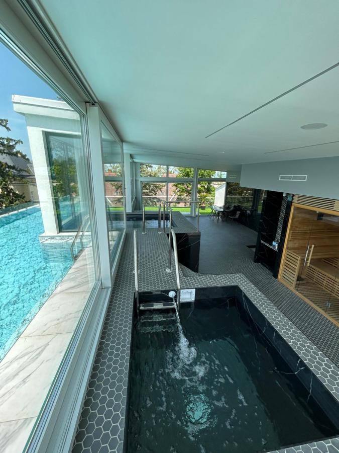 Villa Bauhaus Dream Deluxe T Siófok Exterior foto