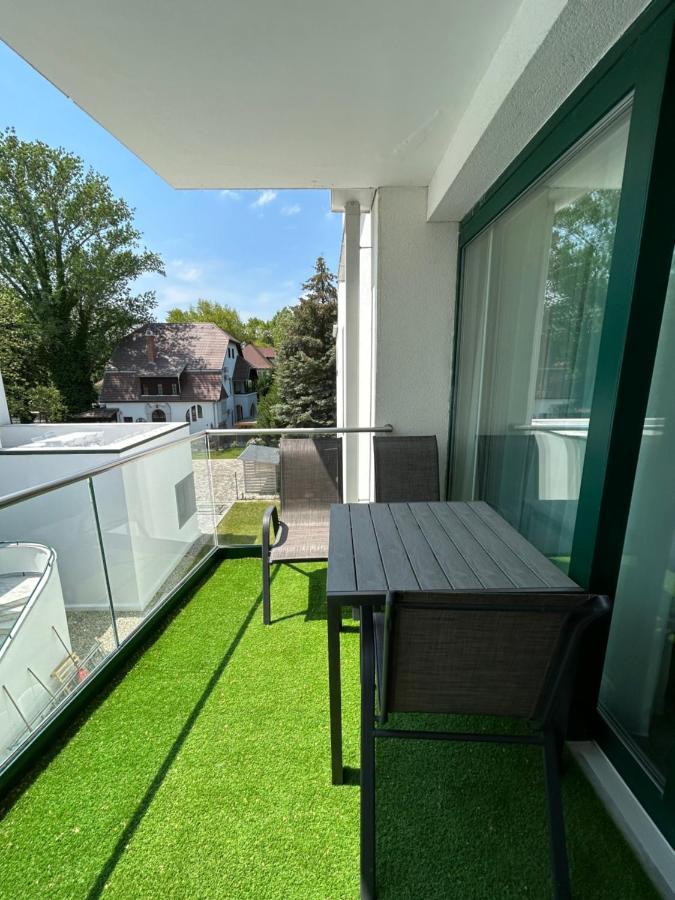Villa Bauhaus Dream Deluxe T Siófok Exterior foto